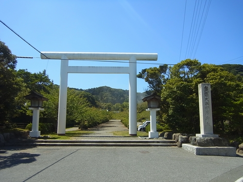 安房神社