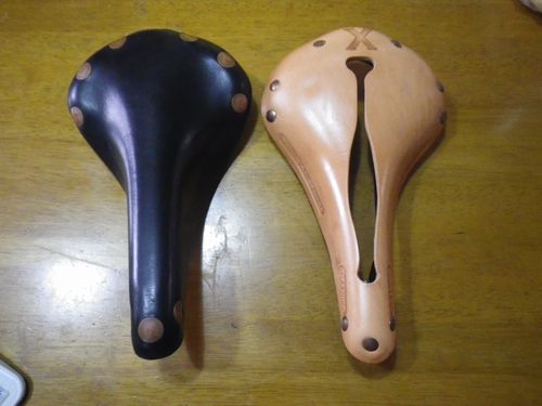 Selle An-Atomicaとブルックスプロ比較