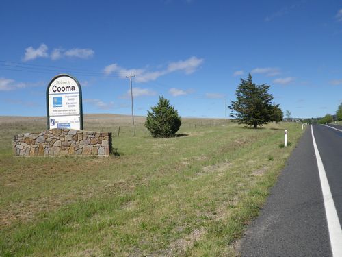 COOMA