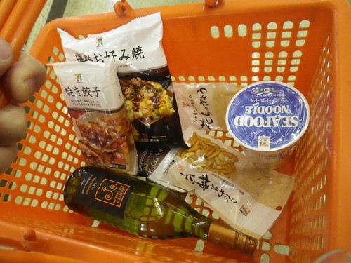 コンビニへ買い物