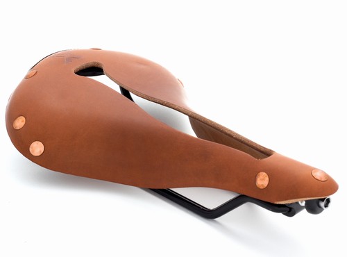 SELLE-ANATOMICA TITANICOサドル