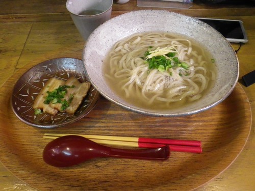 地粉麺香り鰹そば（大）780円